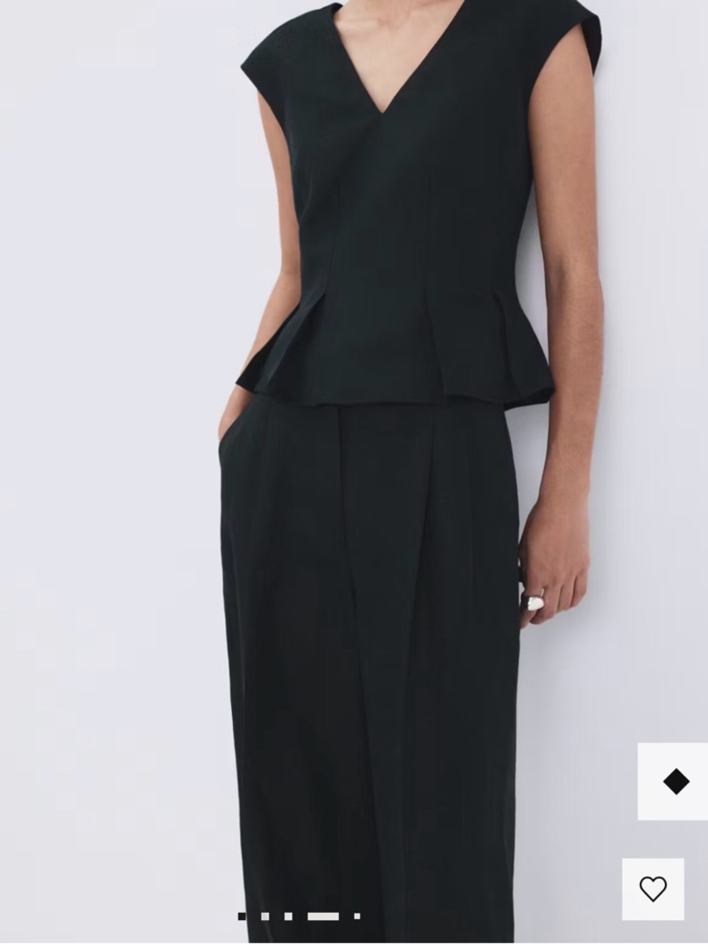 NAVY Mango Pleated Pants M